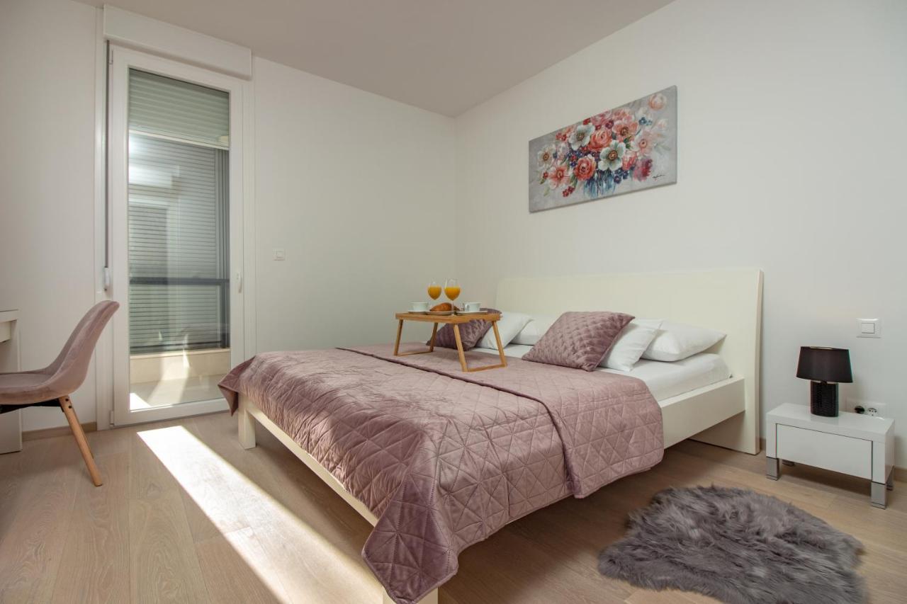 Apartamento Sky Di Mare - Free Private Garage Split Exterior foto