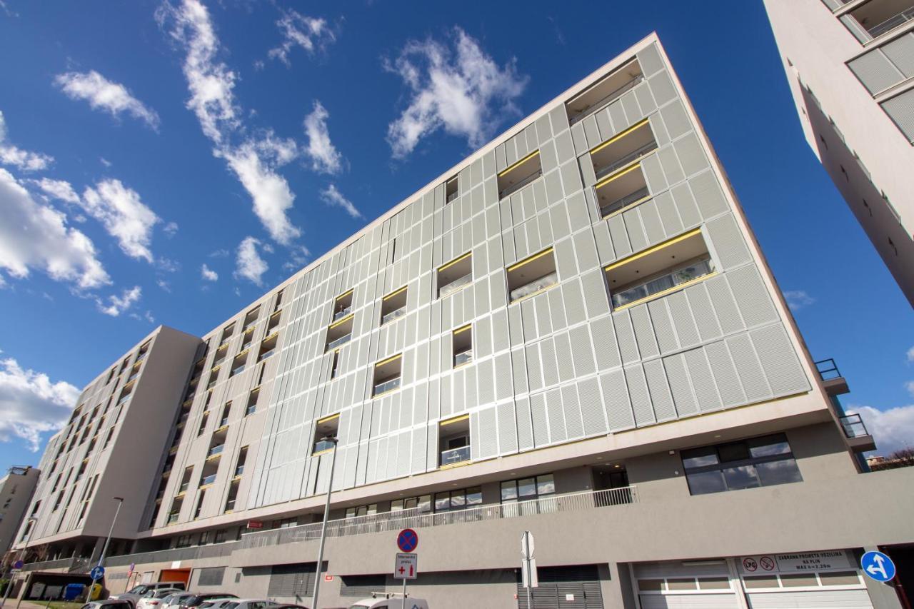 Apartamento Sky Di Mare - Free Private Garage Split Exterior foto