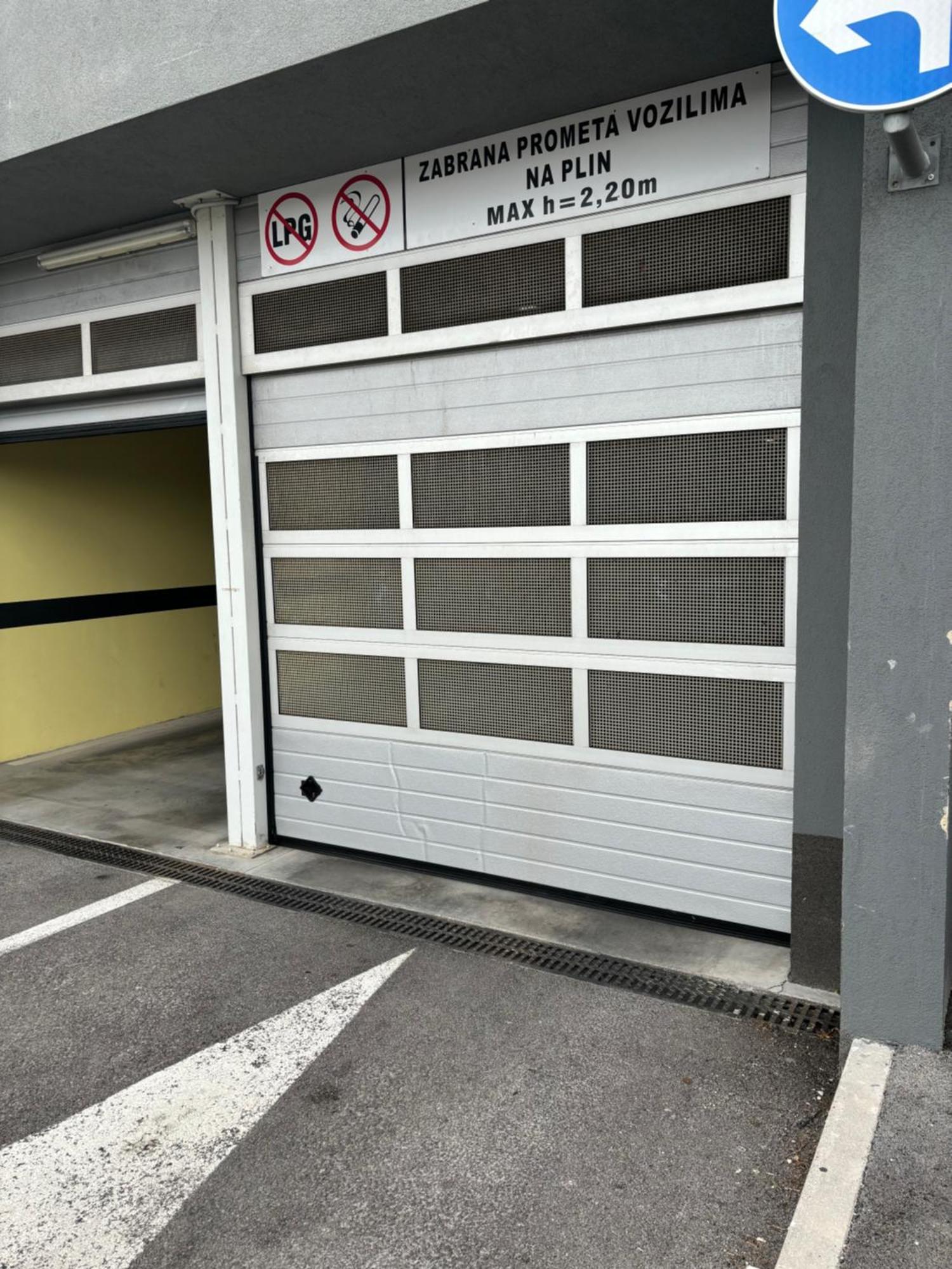 Apartamento Sky Di Mare - Free Private Garage Split Exterior foto